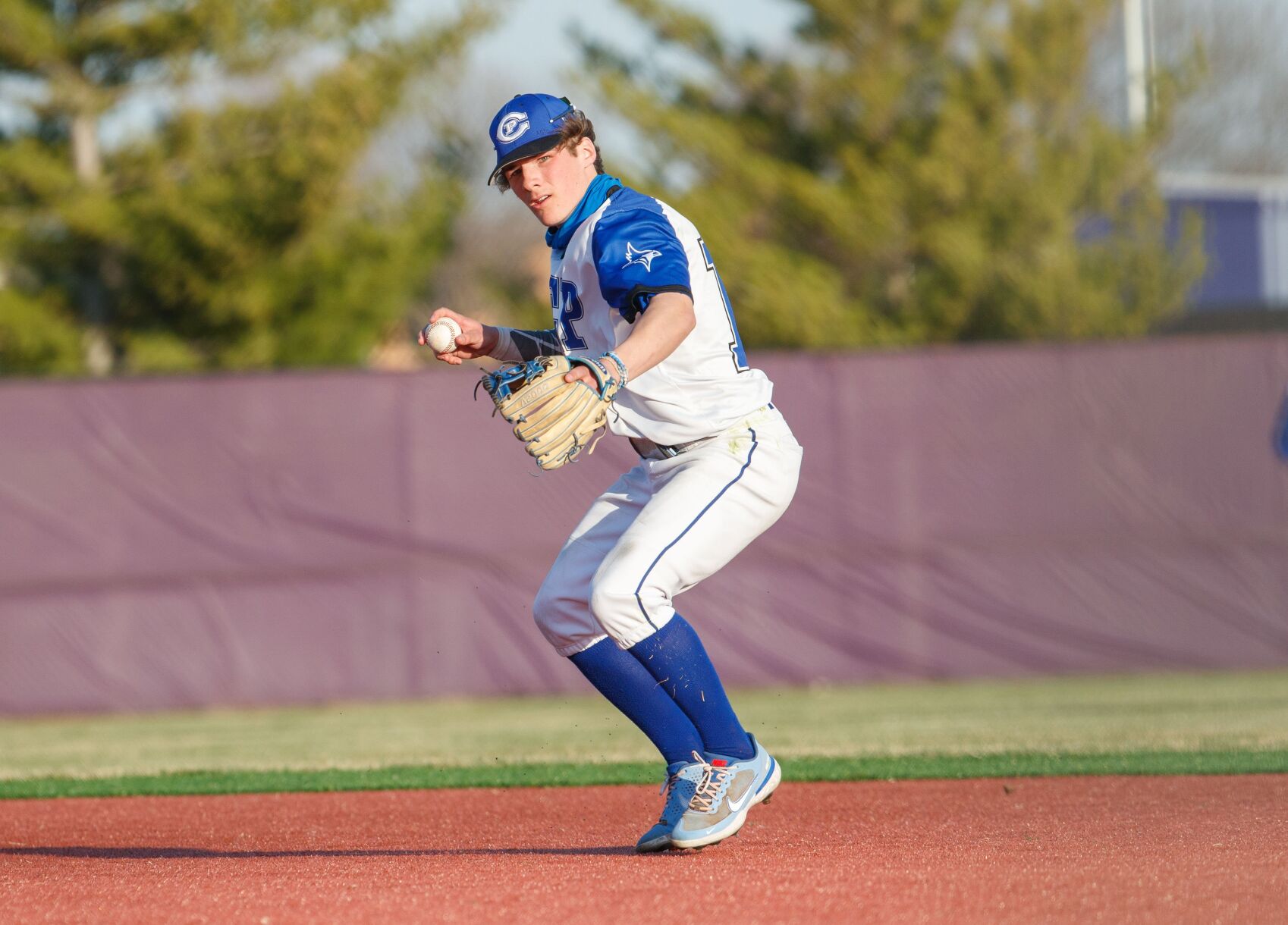 040321-owh-spo-hsbase7.JPG